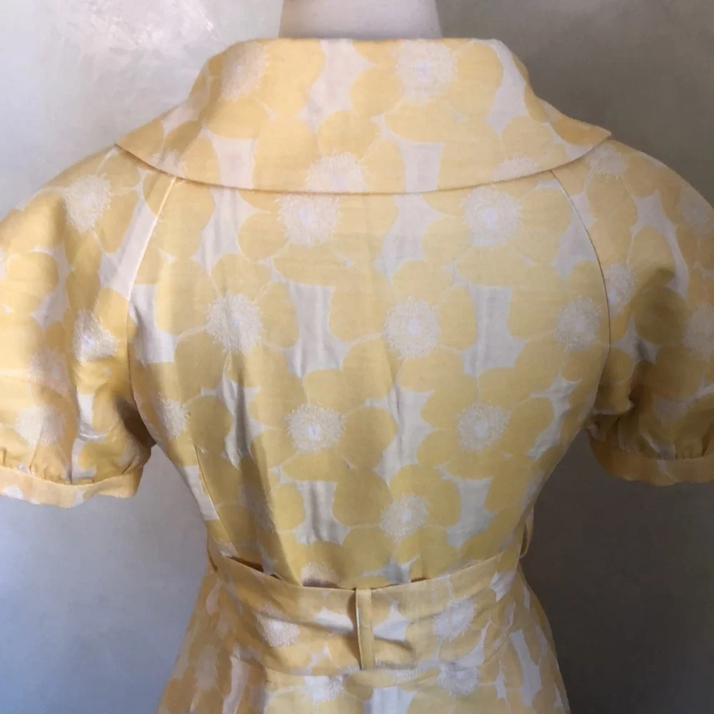 Vintage Cynthia Steffe Yellow & ivory short sleeve Dress/Coat Size 8